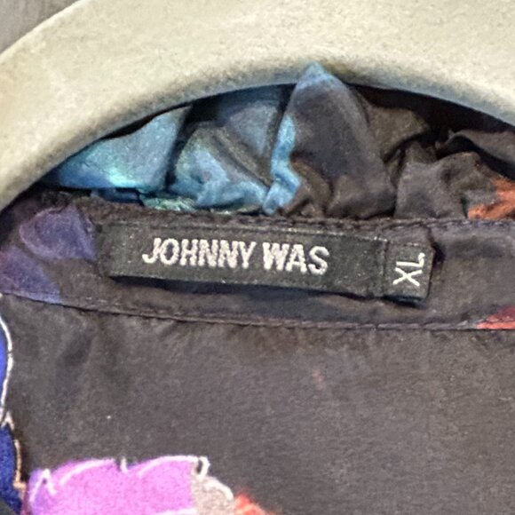 Johnny WasJolene Floral Silk Ruffled Long Sleeve Blouse - Picture 7 of 11